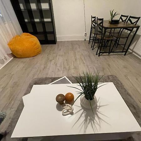 Spacious 2 Bedroom On Tower Bridge London Kültér fotó