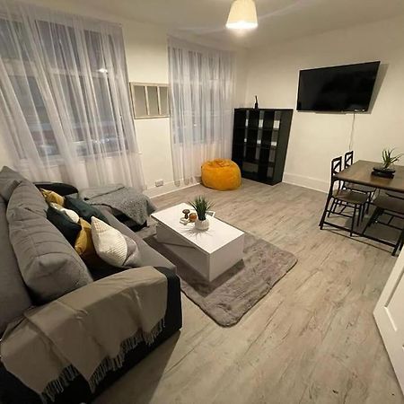 Spacious 2 Bedroom On Tower Bridge London Kültér fotó