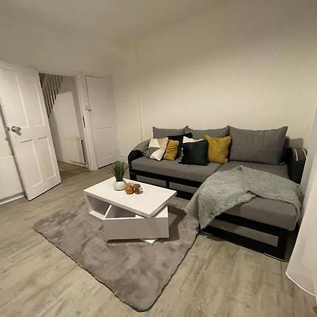 Spacious 2 Bedroom On Tower Bridge London Kültér fotó